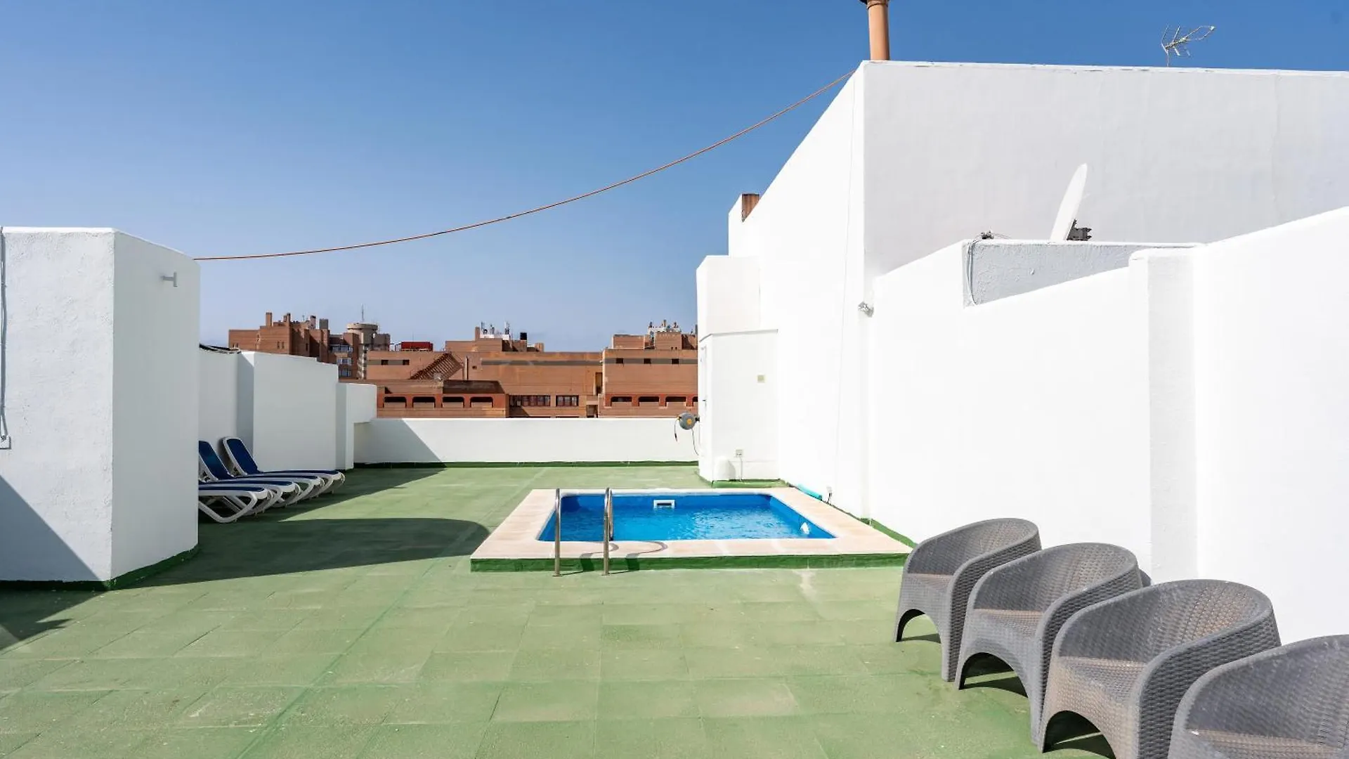 Penthouse With Private Pool Apartment Malaga
